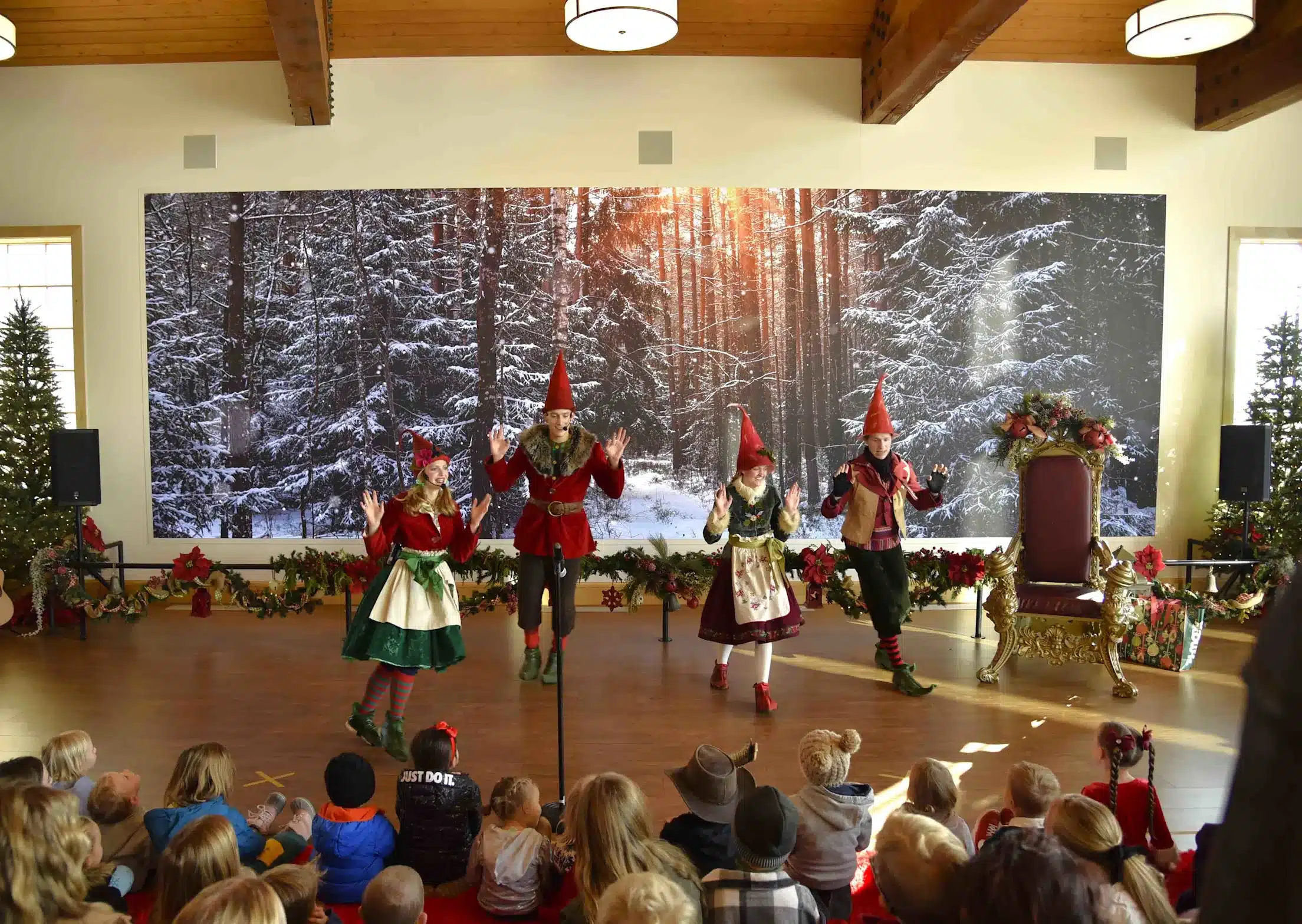 8 Standout Christmas Markets 2 christmas markets via magazine aaa courtesy this is the place heritage park DSC8684 2 1